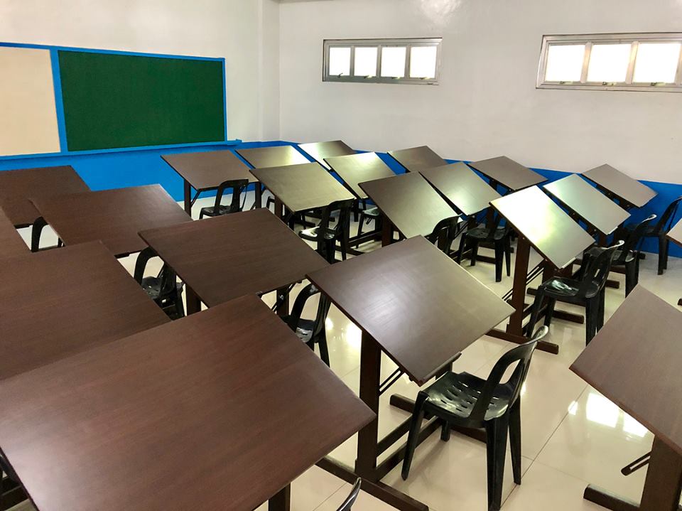 32202964_10156345840820750_7697278244285841408_n